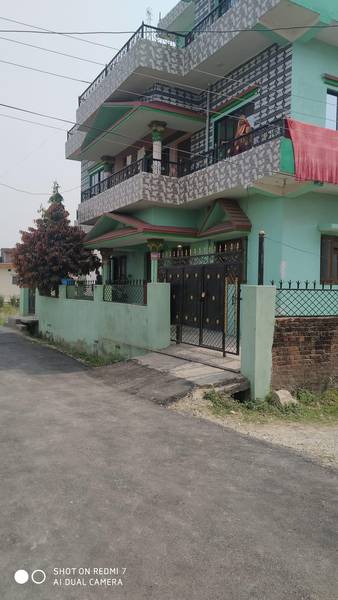 ३ तला उत्तर फर्किएको आकर्षित घर तु-बिक्रीमा - पडसरी-२, सिद्धार्थनगर, रुपन्देही भैरहवा [3 Storied House for sale in Padsari-2, Siddharthanagar, Rupendehi]