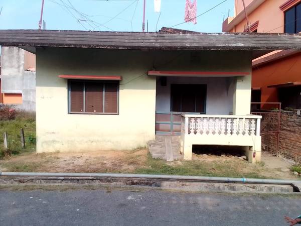 HOUSE FOR SALE  भैरहवा, बैंक कोलोनी