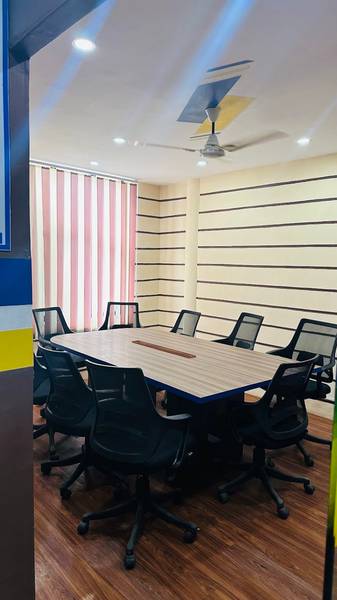 Attractive and Fully-Decorated Education Institute for Sale in Butwal Traffic Chowk – Prime Business Hub