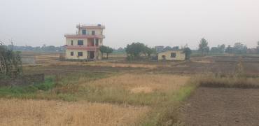 घर बिक्री मा छ Tilotama11 Shivapur रुपन्देही 15 धुर जगा सहित 2,5tala 9844784639