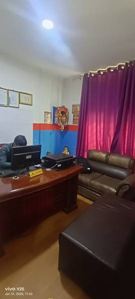 Well & Fully Furnished Office on Sell (ASAP)