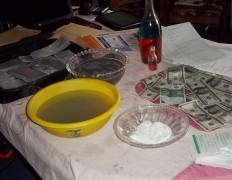 SSD CHEMICAL SOLUTION THAT CLEAN STAINED BANK BLACK BANK MONEY