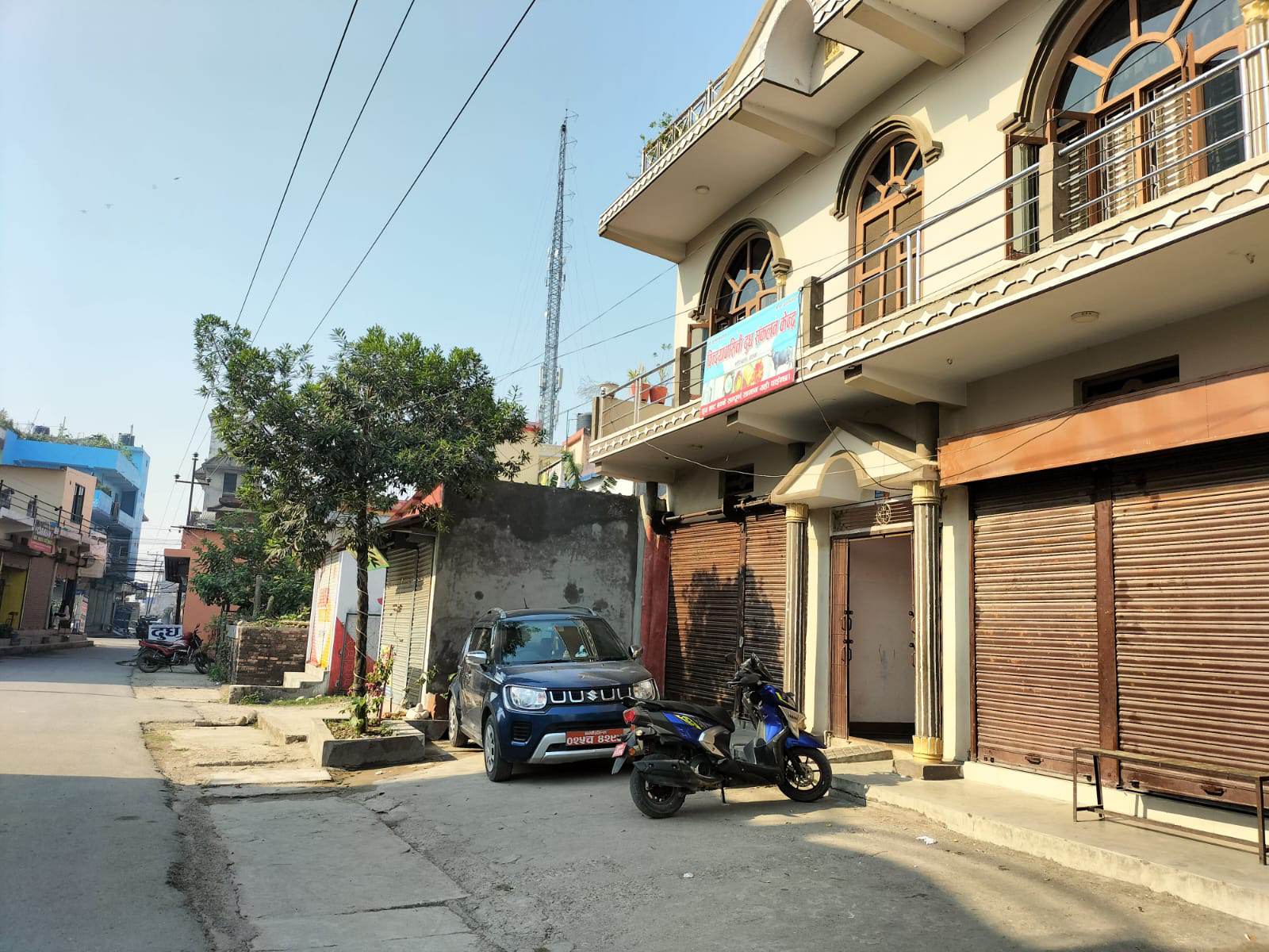 Shutter and Room on Rent at Tilottama Manigram