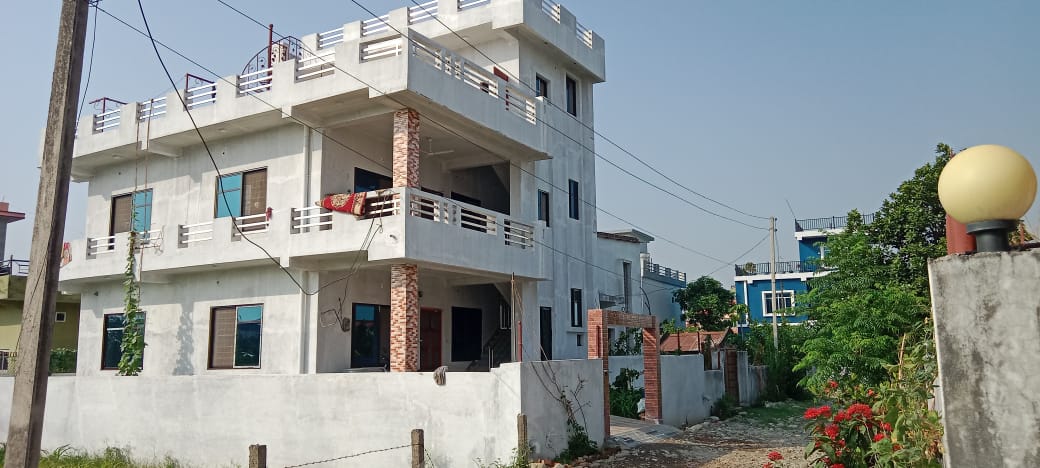 Ground floor (including Living room, two room & Kitchen)on rent west side of Drivertole Chowk, Keshar Marg, Mahajan Path 2.